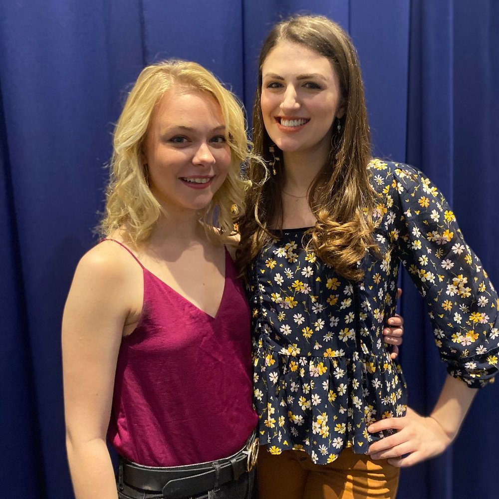 Meet your Poshers, Anna & Paulina